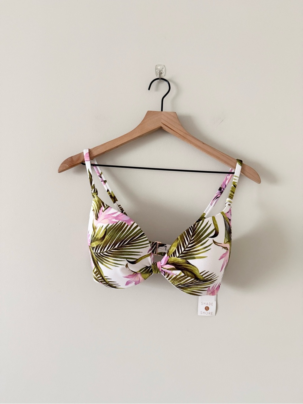 NWT Shade & Shore Tropical Palm Knot Front Bikini Top - White Multi Size 32DDD